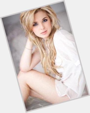 Kirsten Prout full body 7