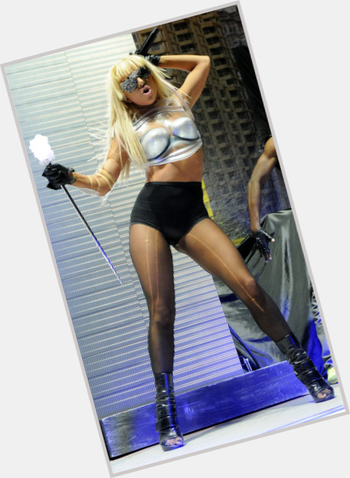 Lady Gaga body 11