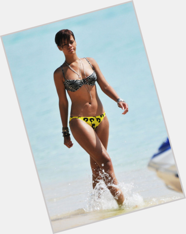 Rihanna body 6