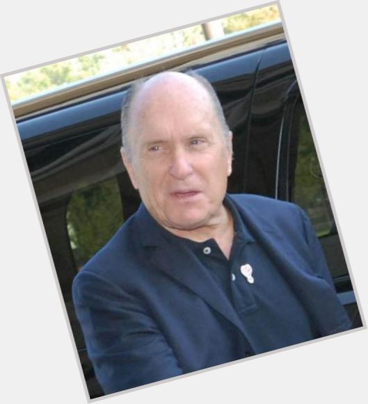 Robert Duvall dating 3