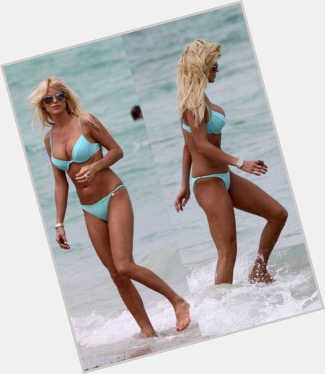 Victoria Silvstedt exclusive 4