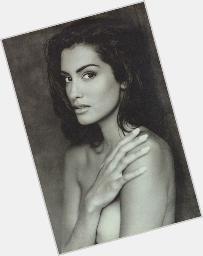 Yasmeen Ghauri sexy 8
