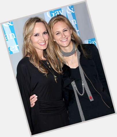 chely wright and lauren blitzer 0