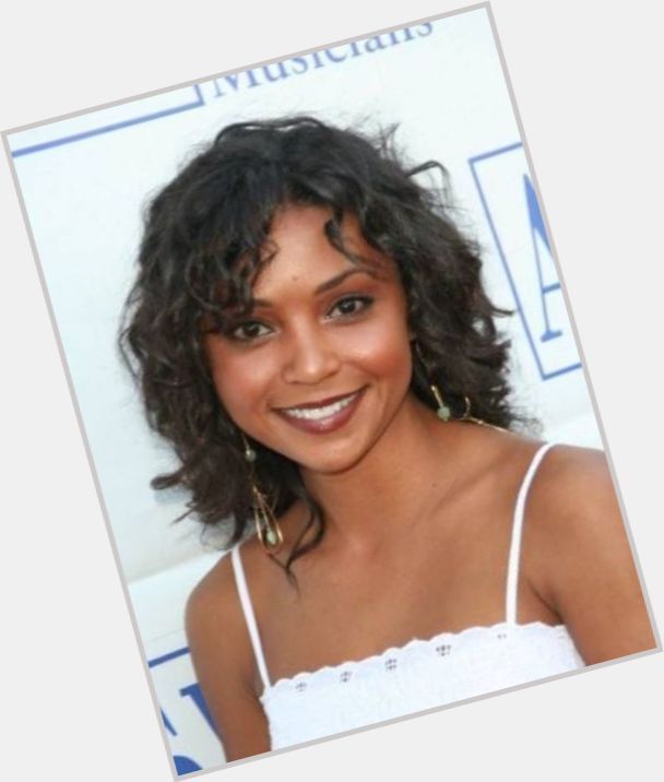 danielle nicolet family matters 11