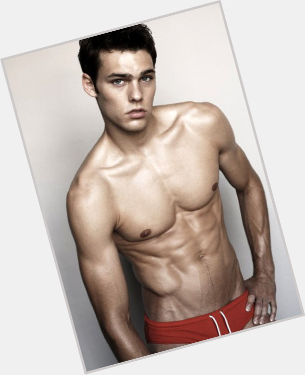 holden nowell call me maybe 0