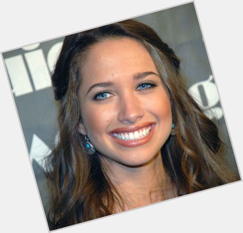 Maiara Walsh Cory In The House 1