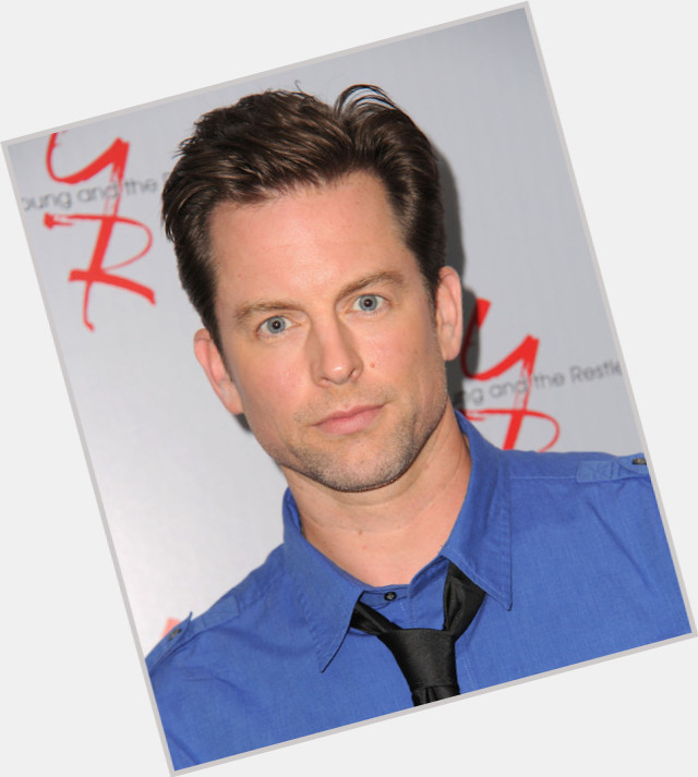 Michael Muhney And Wife 1