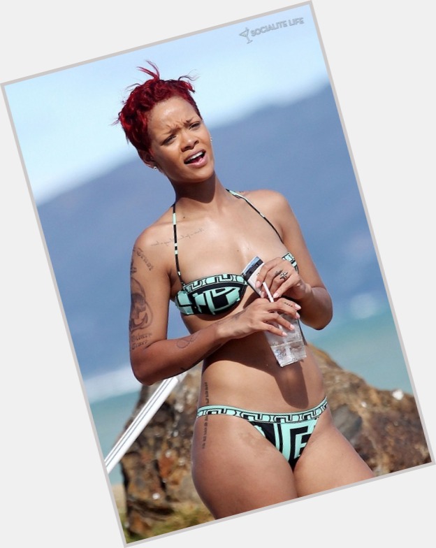 Rihanna Body 11