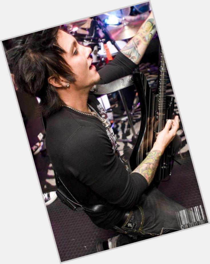 synyster gates guitar 1
