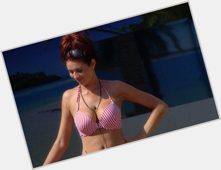 Amy Childs full body 6