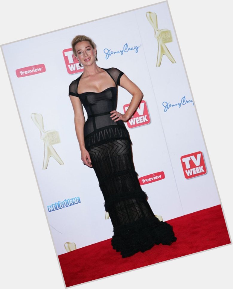 Asher Keddie full body 8