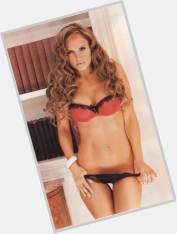 Aura Cristina Geithner gay 9