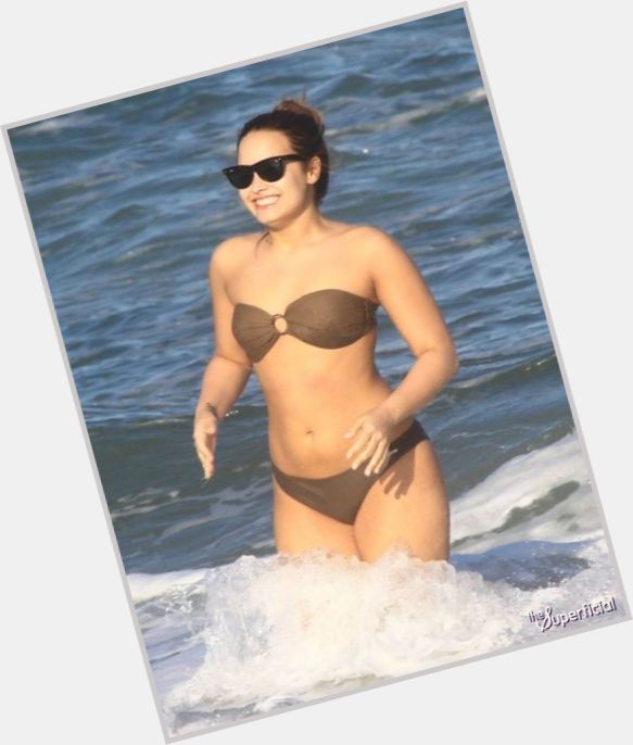 Demi Lovato sexy 6