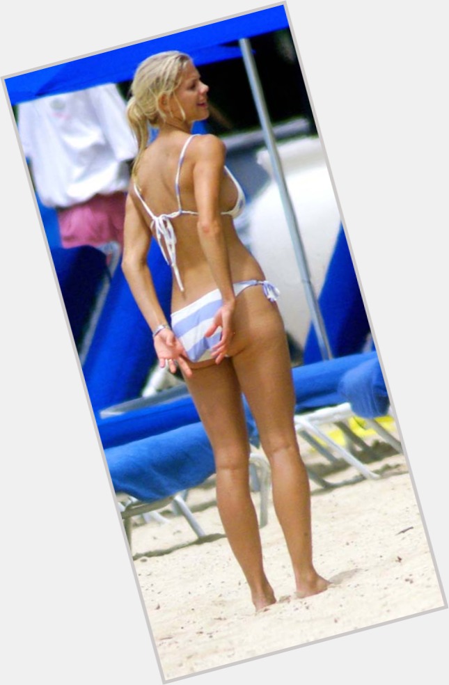 Elin Nordegren full body 11