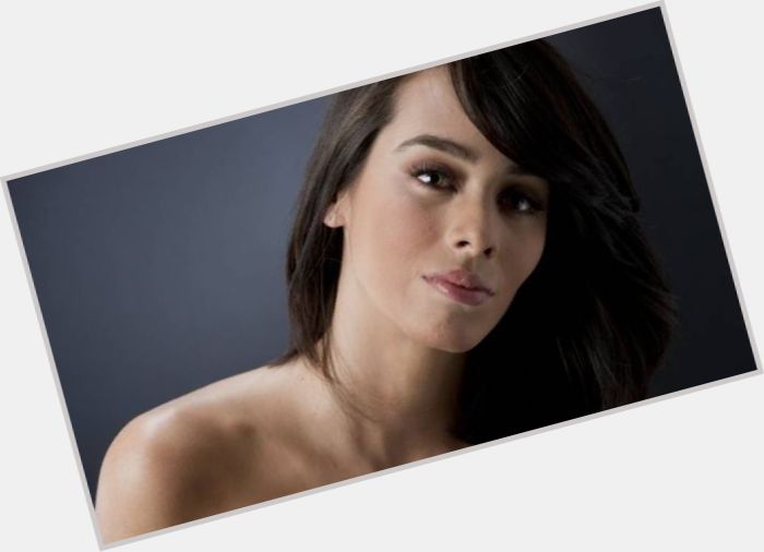 Esmeralda Pimentel full body 10