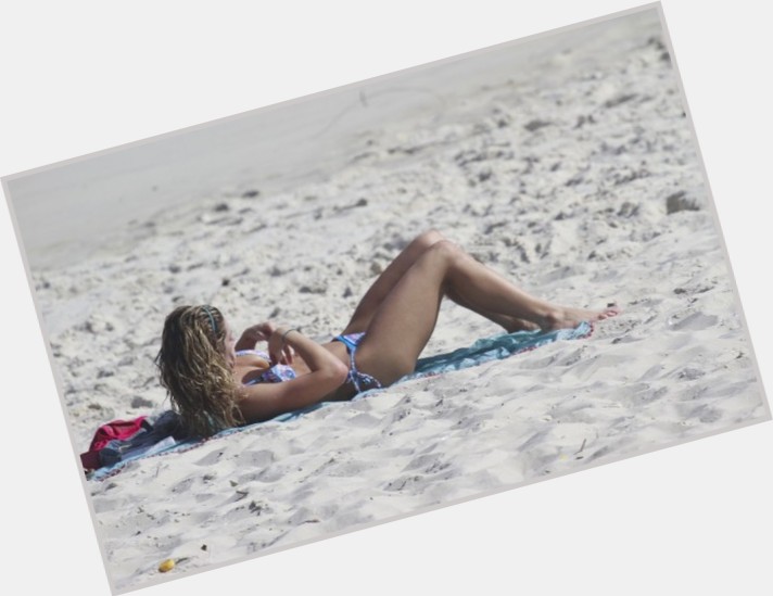 Giovanna Ewbank exclusive hot pic 6