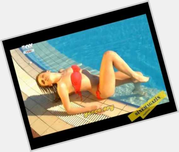 Gizem Karaca exclusive hot pic 11