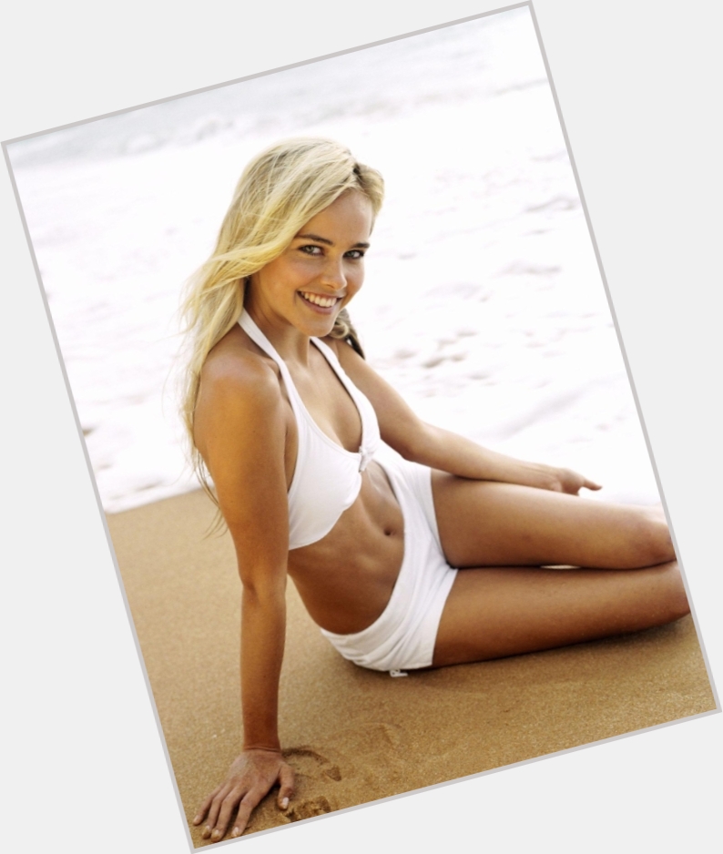 Isabel Lucas exclusive 9