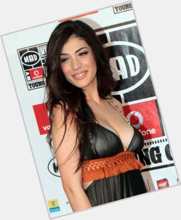 Ivi Adamou young 10