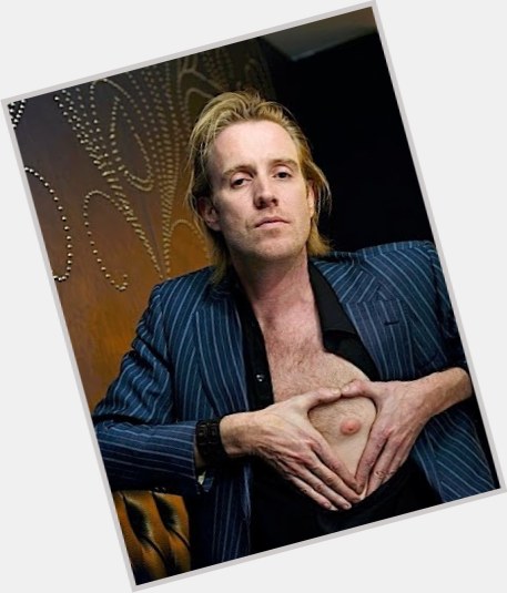 Rhys Ifans dating 4