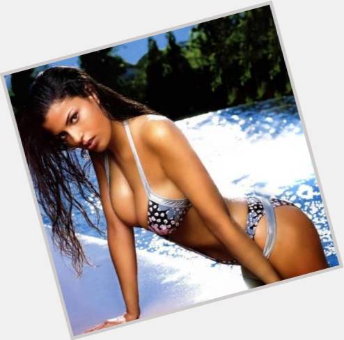 Sara Tomassi hot 6