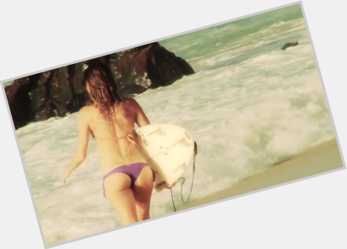 anastasia ashley surfing 9