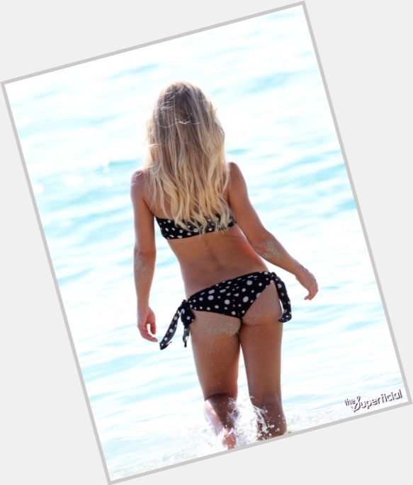 dominica westling shaq 6