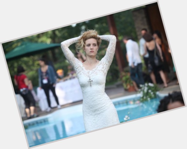 evelyne brochu 2013 3