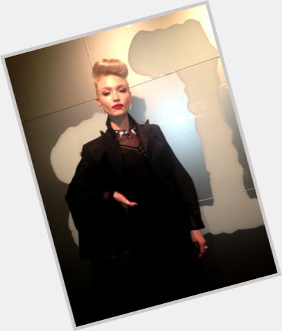 ivy levan singer 8