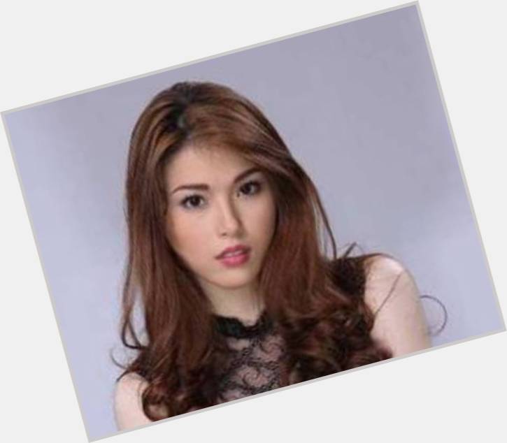 kylie padilla and aljur abrenica 0