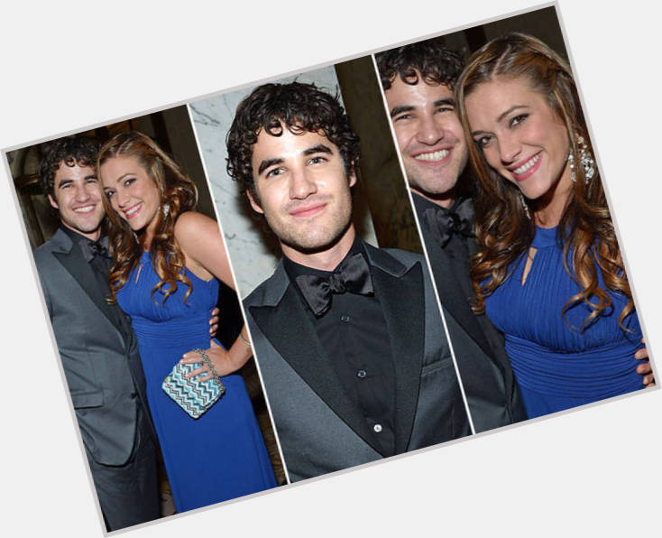 Mia Swier And Darren Criss Kiss 1