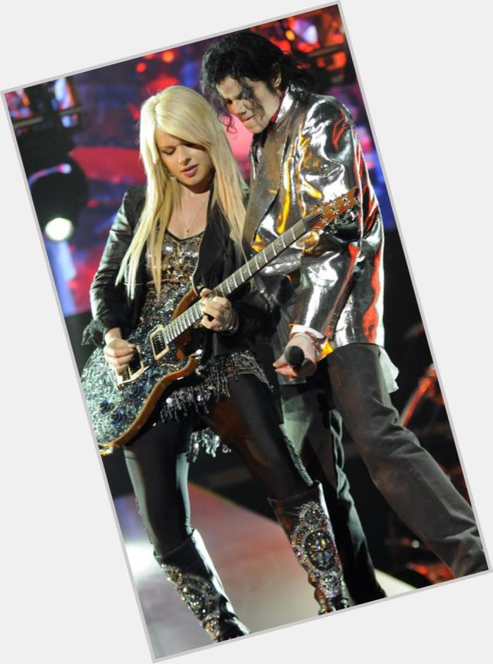 Orianthi 2013 1