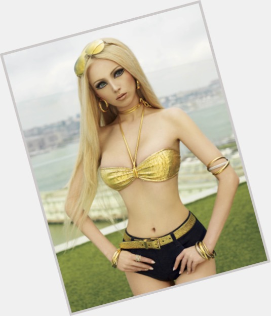 valeria lukyanova before and after 7