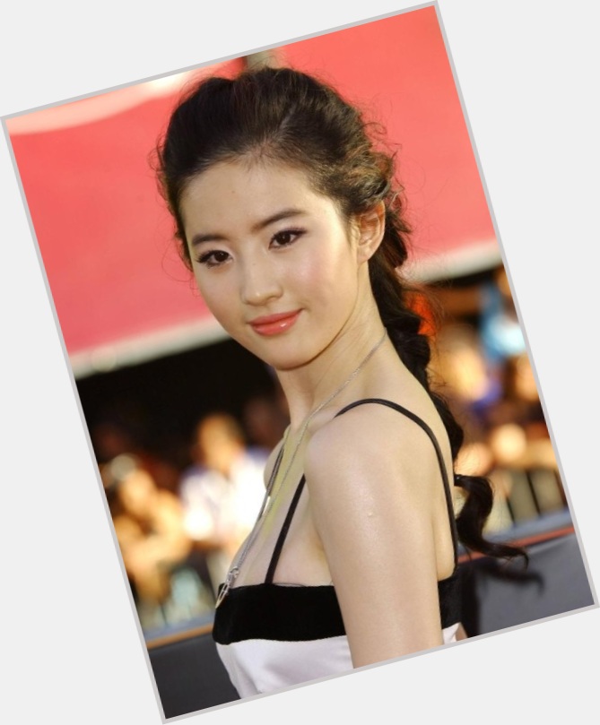 Yifei Liu Wallpaper 1